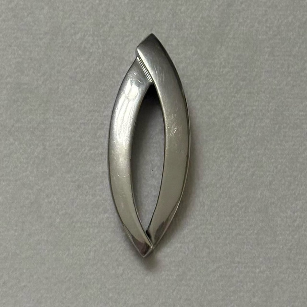 Elle 925 Sterling Silver Marquise Shape Cutout Statement Necklace Pendant